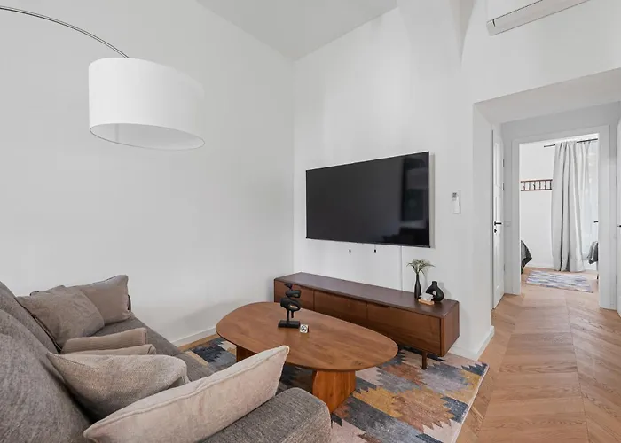 Mariahilf Suites, Ac, Metro, 7 Min To Center, Shopping