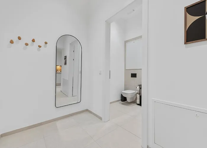 Mariahilf Suites, Ac, Metro, 7 Min To Center, Shopping