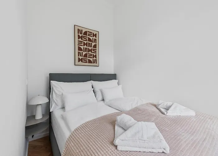 Mariahilf Suites, Ac, Metro, 7 Min To Center, Shopping Відень