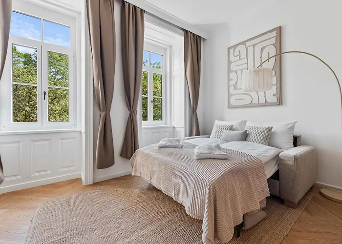 Mariahilf Suites, Ac, Metro, 7 Min To Center, Shopping Відень