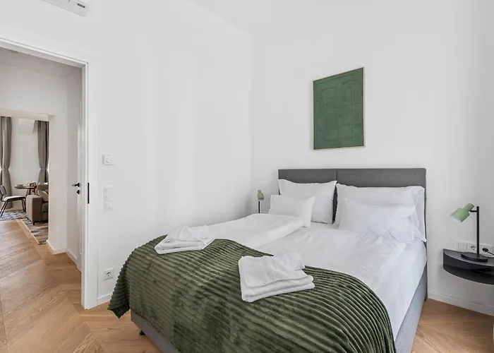 Апартаменти Mariahilf Suites, Ac, Metro, 7 Min To Center, Shopping Відень